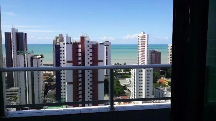Apartamento 2 ou 3 qts - Andar alto-Nascente- Edf Enseada de Piedade