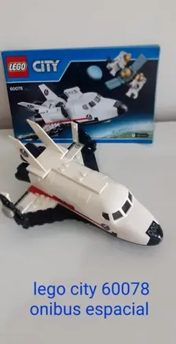 Lego City - 60078 - Ônibus Espacial