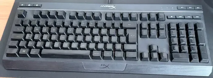 Teclado Gamer Hyperx Alloy Core Rgb ABNT2