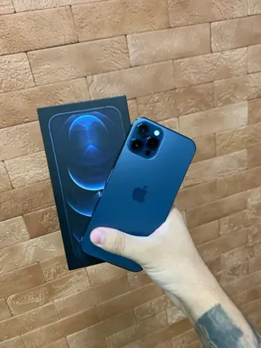iPhone 12 Pro maxx azul 128gb - na caixa sem detalhes 