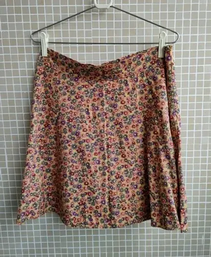 Saia curta floral 