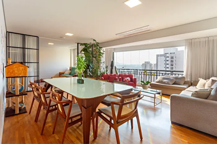Apartamento à Venda Rua Fabia/ Vila Romana/ Paradiso/ 172m²/ 4 dormitórios/ sendo 2 suítes