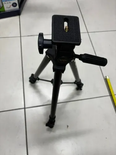 Tripé Star Black Com Cabeça Repórter At934 Semi Novo