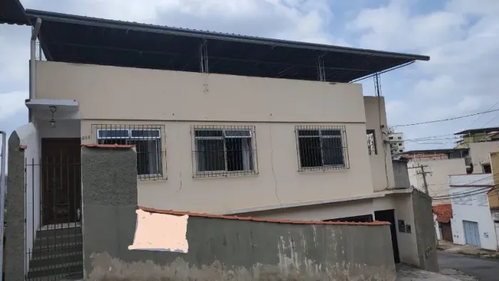 Casa venda em Juiz de Fora Bairro Bairu