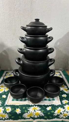 Jogo panela de barro 5 peças R$ 150,00 na promoção!