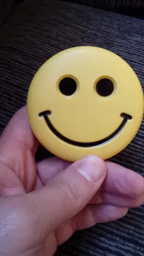 Luz Noturna De Parede Smile Importada 127v
