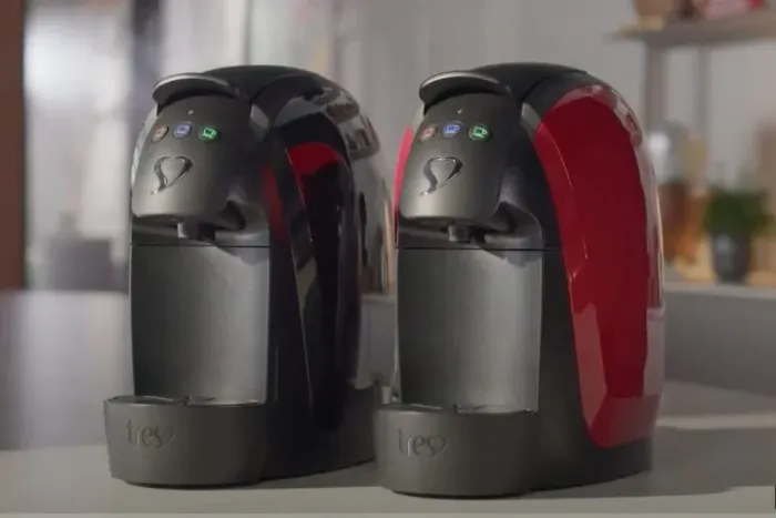 Lacrada Cafeteira Expresso Luna Vermelha Automática - Três 3 Corações 220V