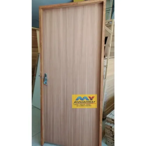 PORTA LISA DE MADEIRA COMPLETA SEGUDA LINHA