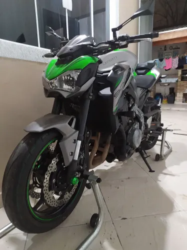 Z900 2019 com 14.200 KM