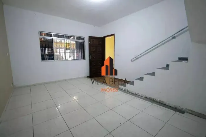 Sobrado com 3 quartos para alugar, 166 m² por R$ 2.735/mês - Jardim Las Vegas - Santo Andr