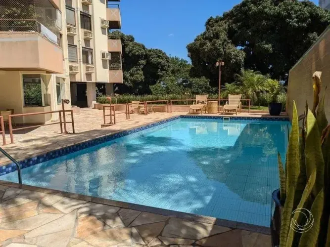 Apartamento para Venda em Florianópolis, Agronômica, 5 dormitórios, 2 suítes, 5 banheiros,