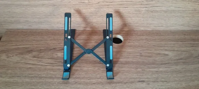 suporte para laptop preto