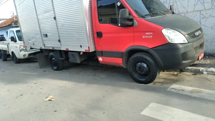 Carreto mudança com montagem e desmontagem de móveis fasso serviços completos 