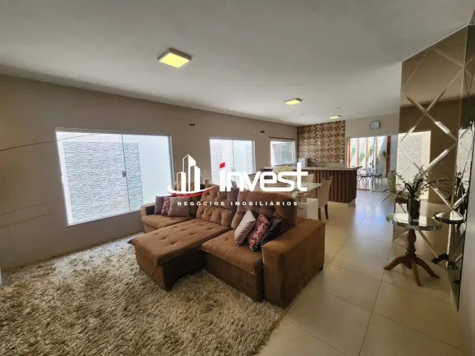 Casa com finíssimo acabamento três dormitórios sendo uma suíte condicionado Estância dos I