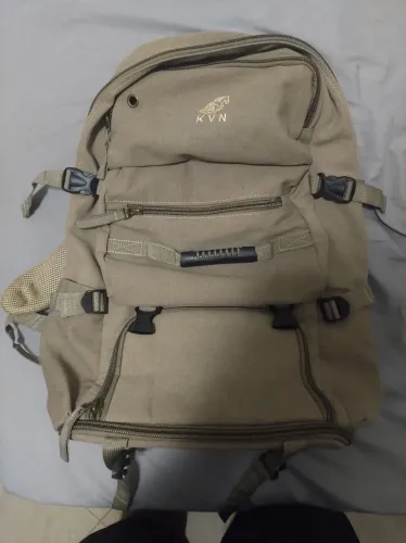 Mochila bege KVN camping novíssima usada somente uma vez