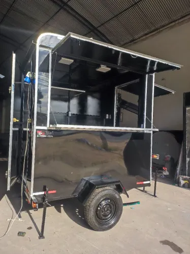 Trailer Food Truck Personalizado - Ideal para Negócios!