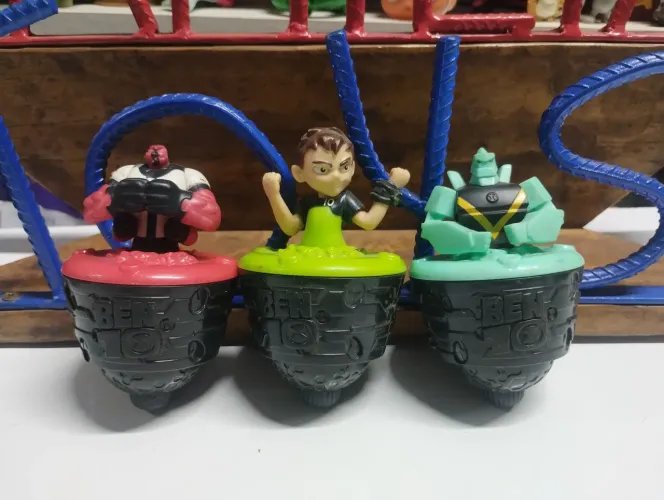 Ben 10 colecionáveis BK 2018