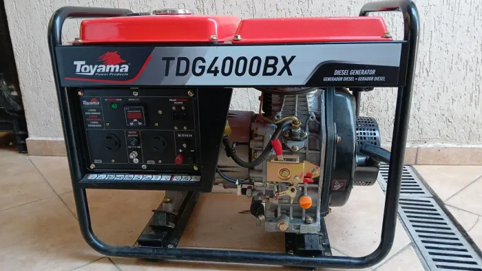 Gerador de Energia Toyama a Diesel TDG4000BX.