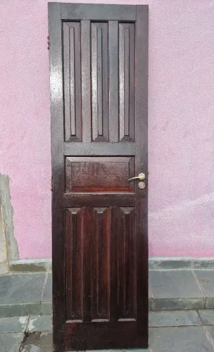 Porta antiga madeira maciça 2,10 X 0,60