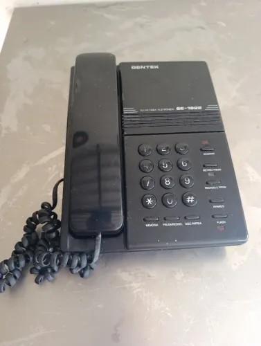 Telefone antigo