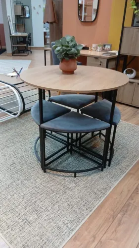 MESA REDONDA + 4 BANCOS NOVA R$ 899,00