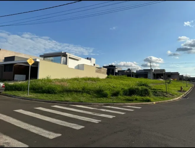 Terreno 370 m2 esquina condomínio soleil