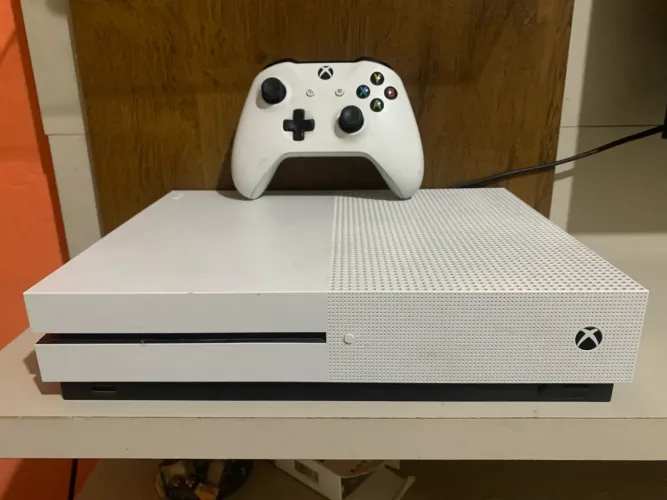 Xbox One S 1tb - Console Impecável!