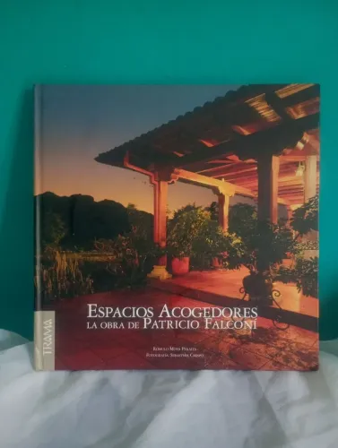 Livro - Espacios Acogedores - Patrício Falconi <br>