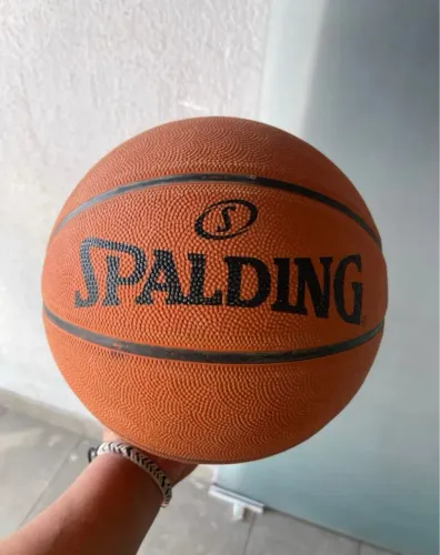 Bola de Basquete Spalding Oficial