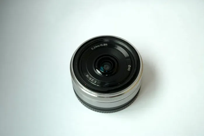 Lente sony 16mm 2.8