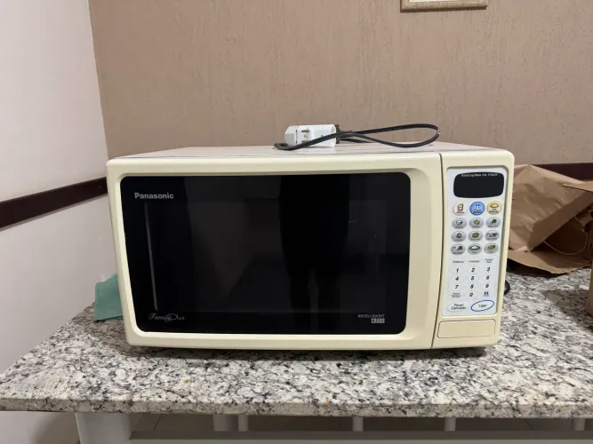 Microondas Panasonic 28 Litros 