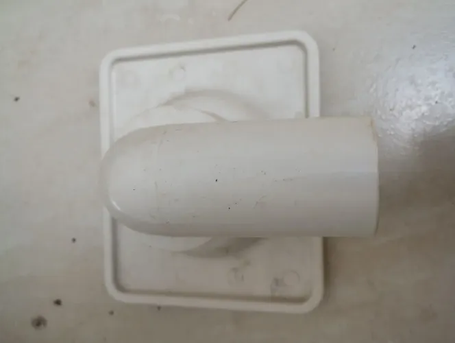 Tampa adaptadora para aspiração piscina, marca Jacuzzi, nova , em bom estado