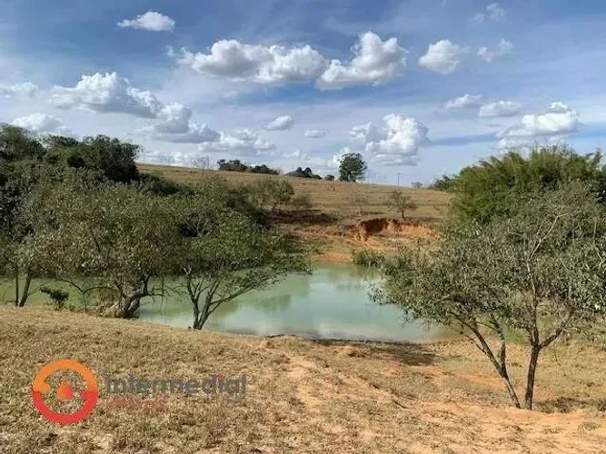 Sítio à Venda com 2 Alqueires a 4,5 km da Castelo Branco  Ideal para Lazer ou Moradia! Des