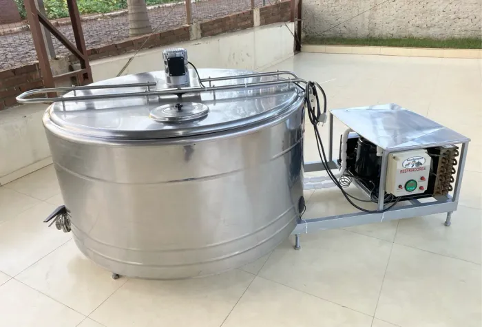 Tanque Refrigerador 500 Litros de Inox para Maturar Açaí e Caldas de Sorvetes Agua e Sucos