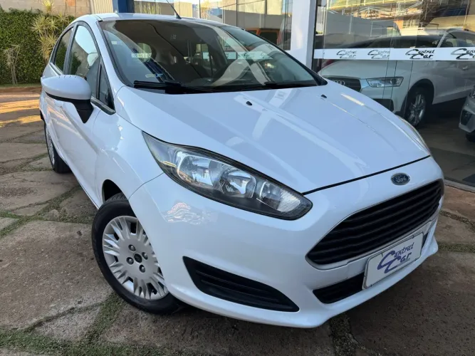 New Fiesta 1.5 completo 2015 