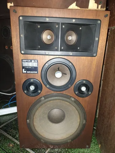Caixas de Som antigas Bravox  BSA 10 