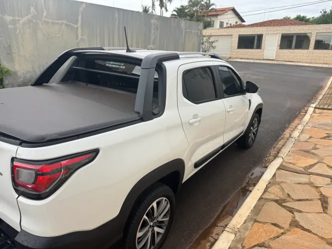 Fiat Strada Volcano 1.3 Flex 8V CD 2025