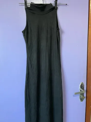 Vestido Preto de Malha tubinho