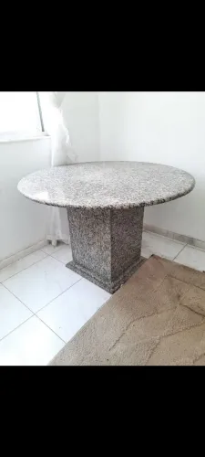 Mesa de Granito em ocre Itabira mesa para área gourmet mesa área externa mesa redonda 