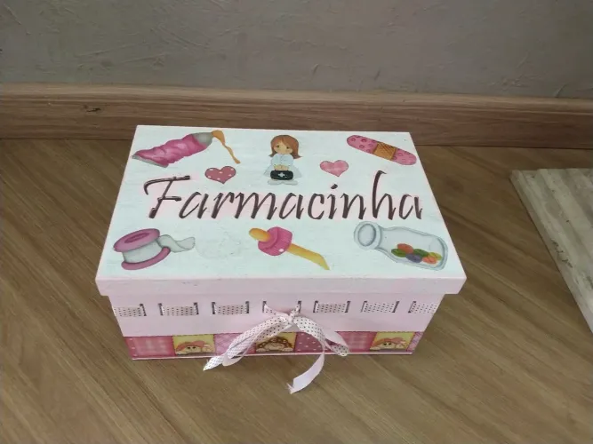Caixa Porta Remédios - Farmacinha