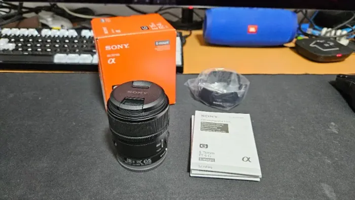 Lente Sony E 15mm f/1.4 G