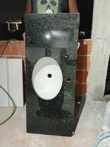 Pia mármore para banheiro, verde Ubatuba ja com Cuba embutida!!! 