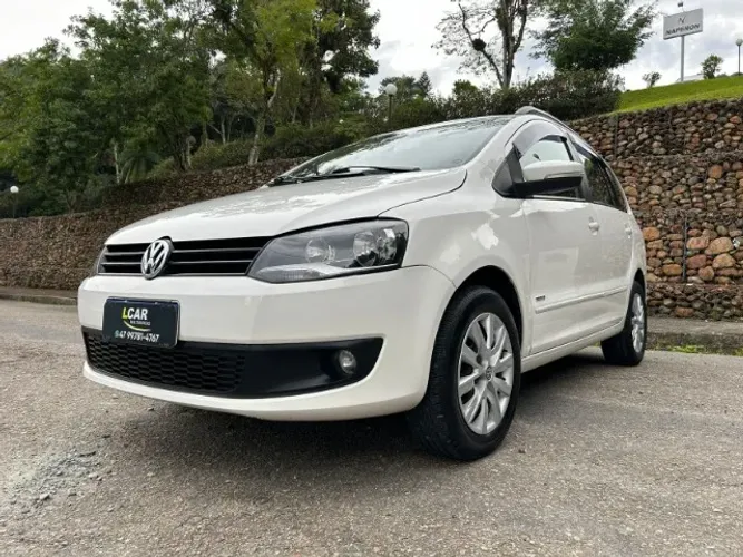 Volkswagen Spacefox 1.6/ 1.6 Trend Total Flex 8V 5P 2012