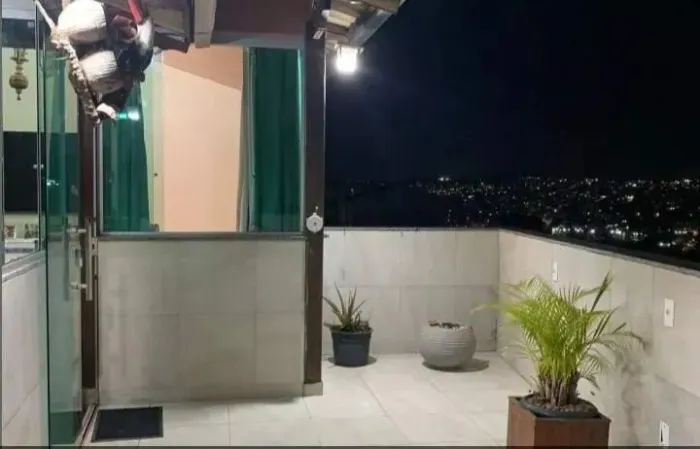 Cobertura de 03 quartos no Eldorado