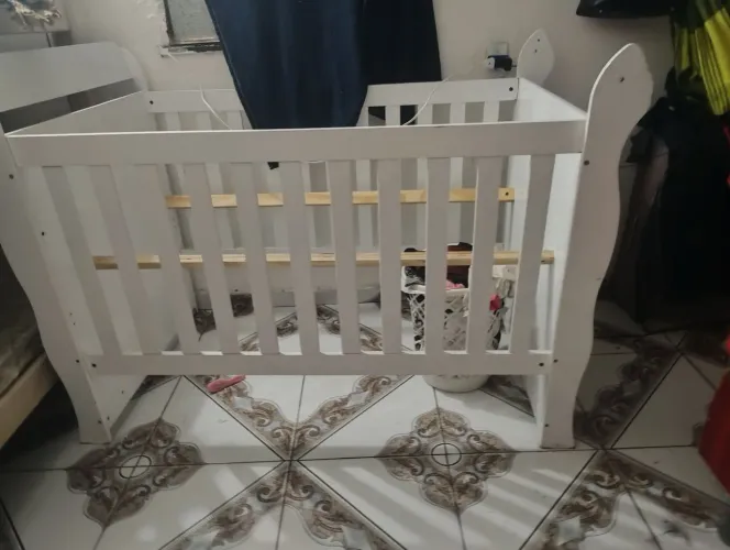 Vendo berço vira cama