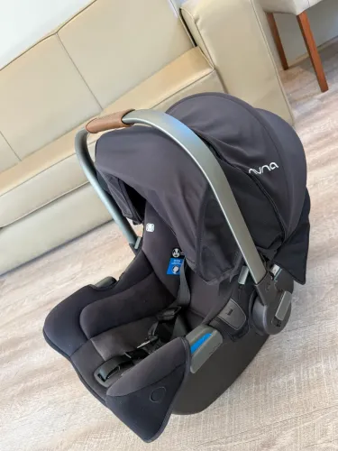 Bebê conforto Nuna