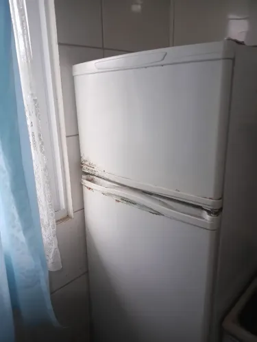 Geladeira funcionando perfeitamente, com.plobema na porta * chamar no WhatsApp