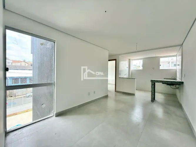 Apartamento à Venda no Bairro Copacabana, Belo Horizonte, 2 Quartos, Elevador e 1 Vaga.