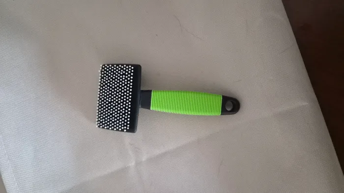 Escova para pet pequena