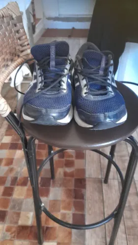 Tenis masculino asics 42